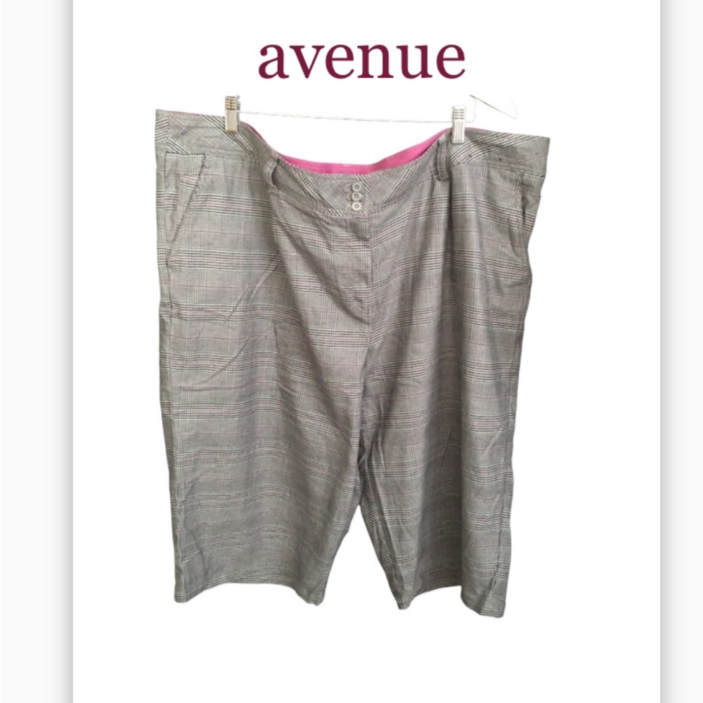 Avenue Cotton Plaid Gaucho Pants, 26W